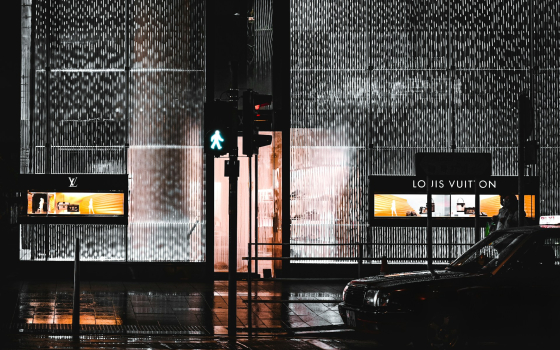 Redefining Luxury: The Key to Connecting with New Consumers in the Digital Age